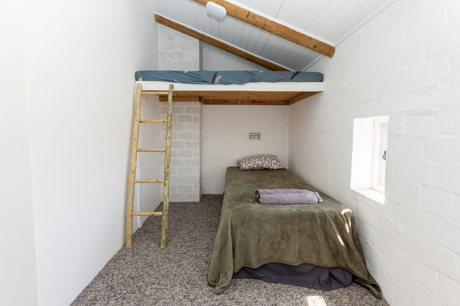 2 Bedroom Property for Sale in Laaiplek Western Cape